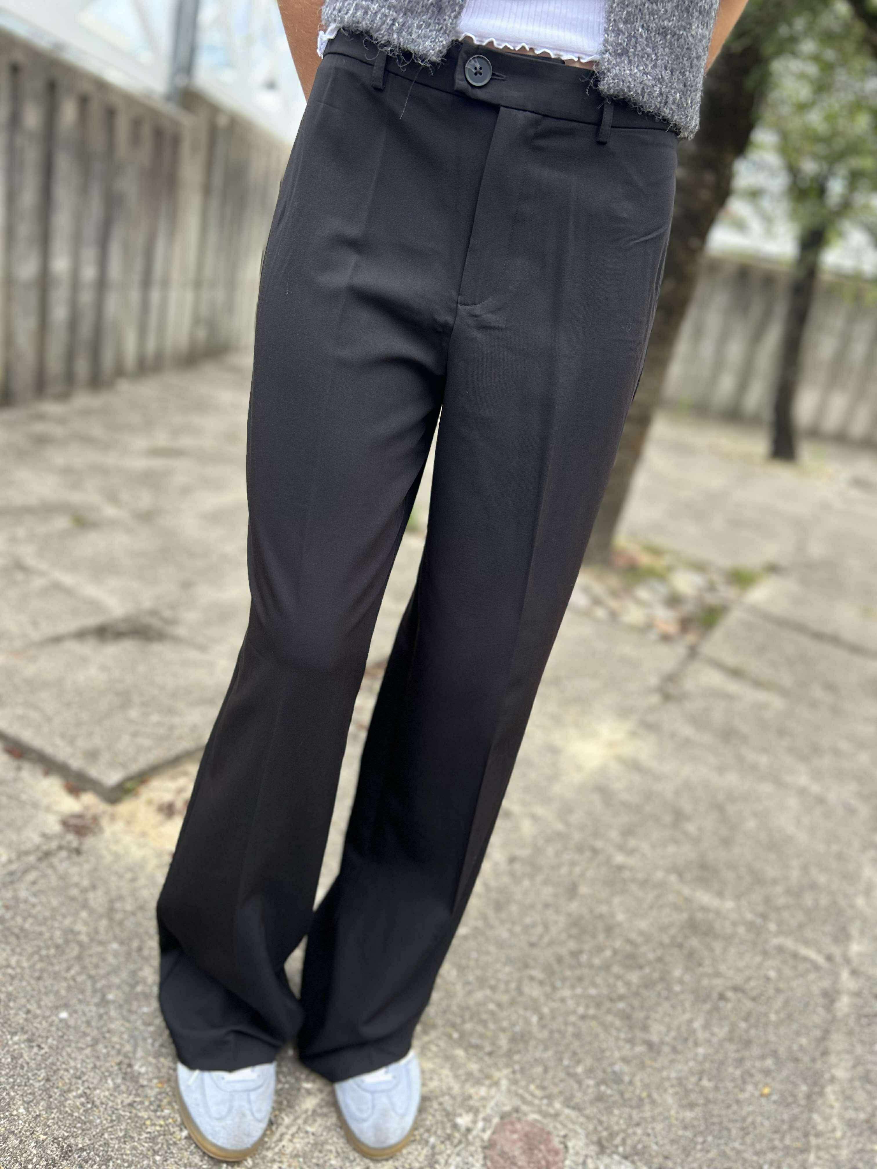 VMTEXAS Trousers - Black